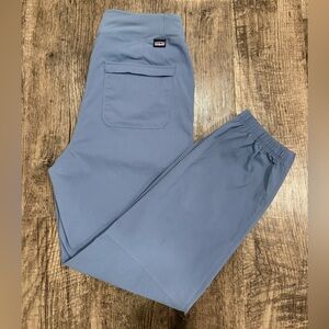 Patagonia Women’s Quandry Joggers in size Medium.